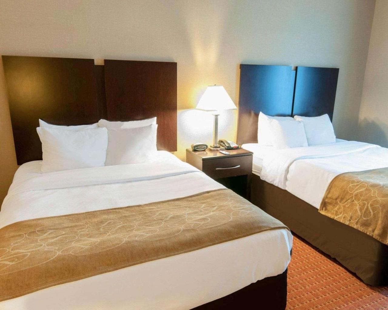 Spark By Hilton Exton Eksteriør bilde
